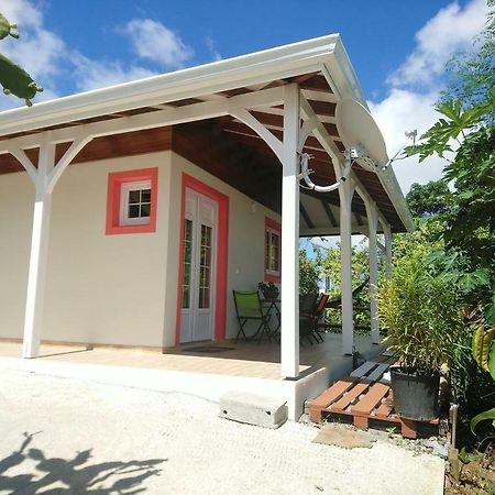 Grenadier La Trinité Exterior foto